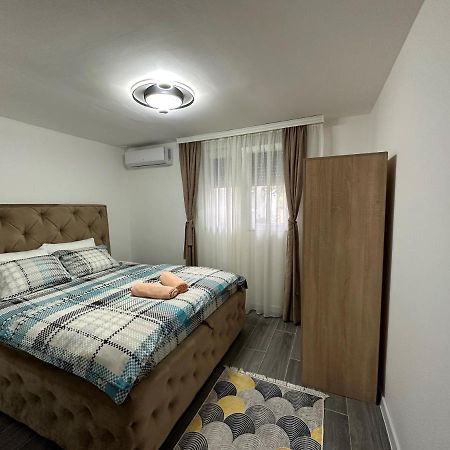 Vucinic Studio Apartment Cetinje Extérieur photo