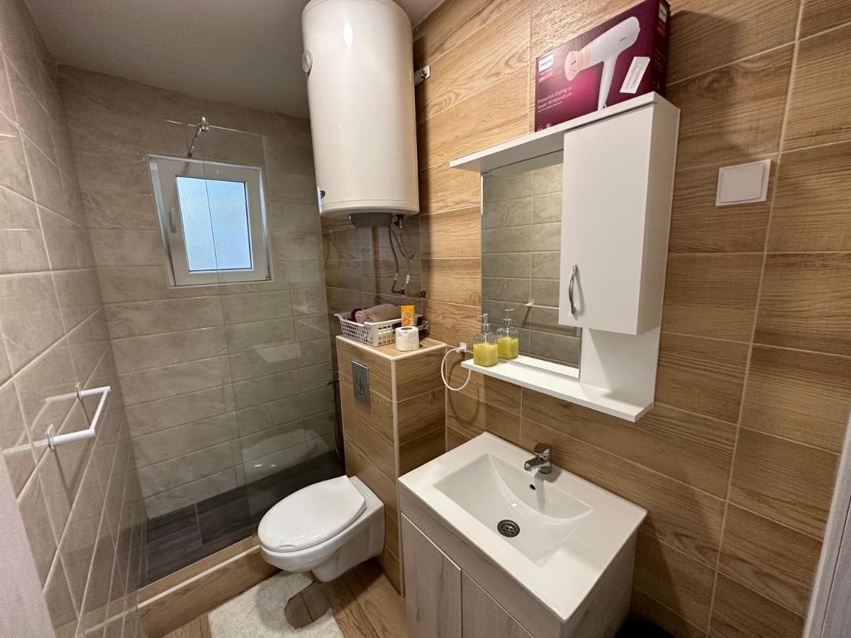 Vucinic Studio Apartment Cetinje Extérieur photo
